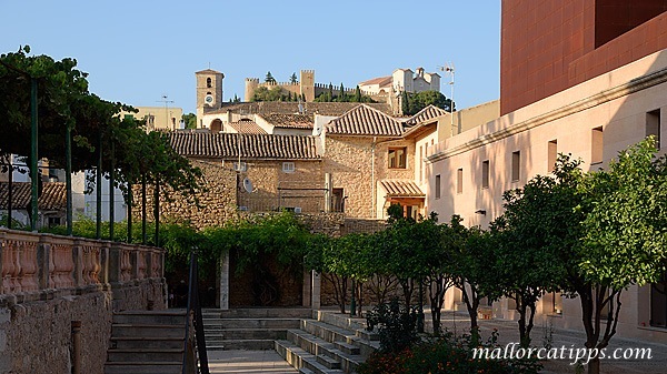 Blick auf die Burganlage S’Almudaina d’Artà